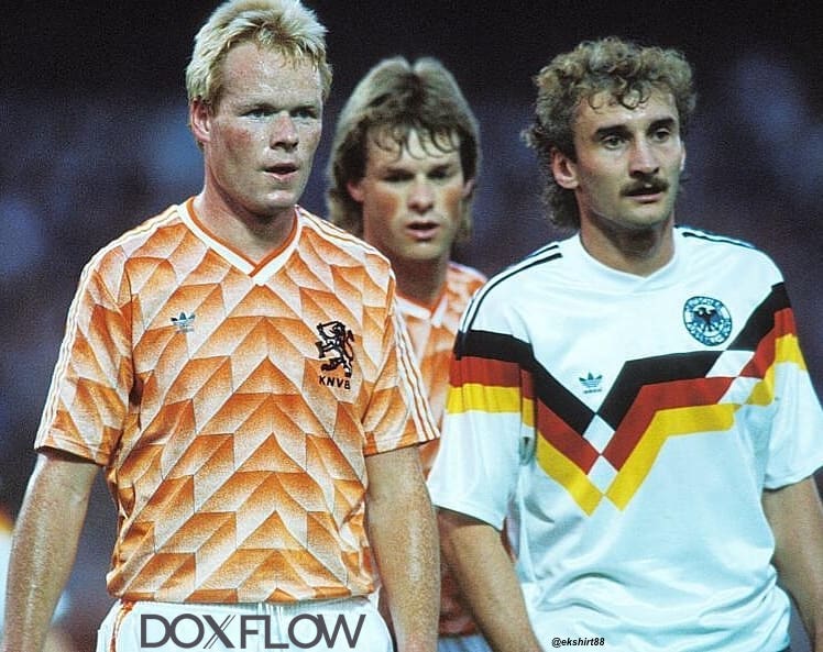 DoxFlow-Lelijk-EK-shirt-88-Nederland-Duitsland-Koeman